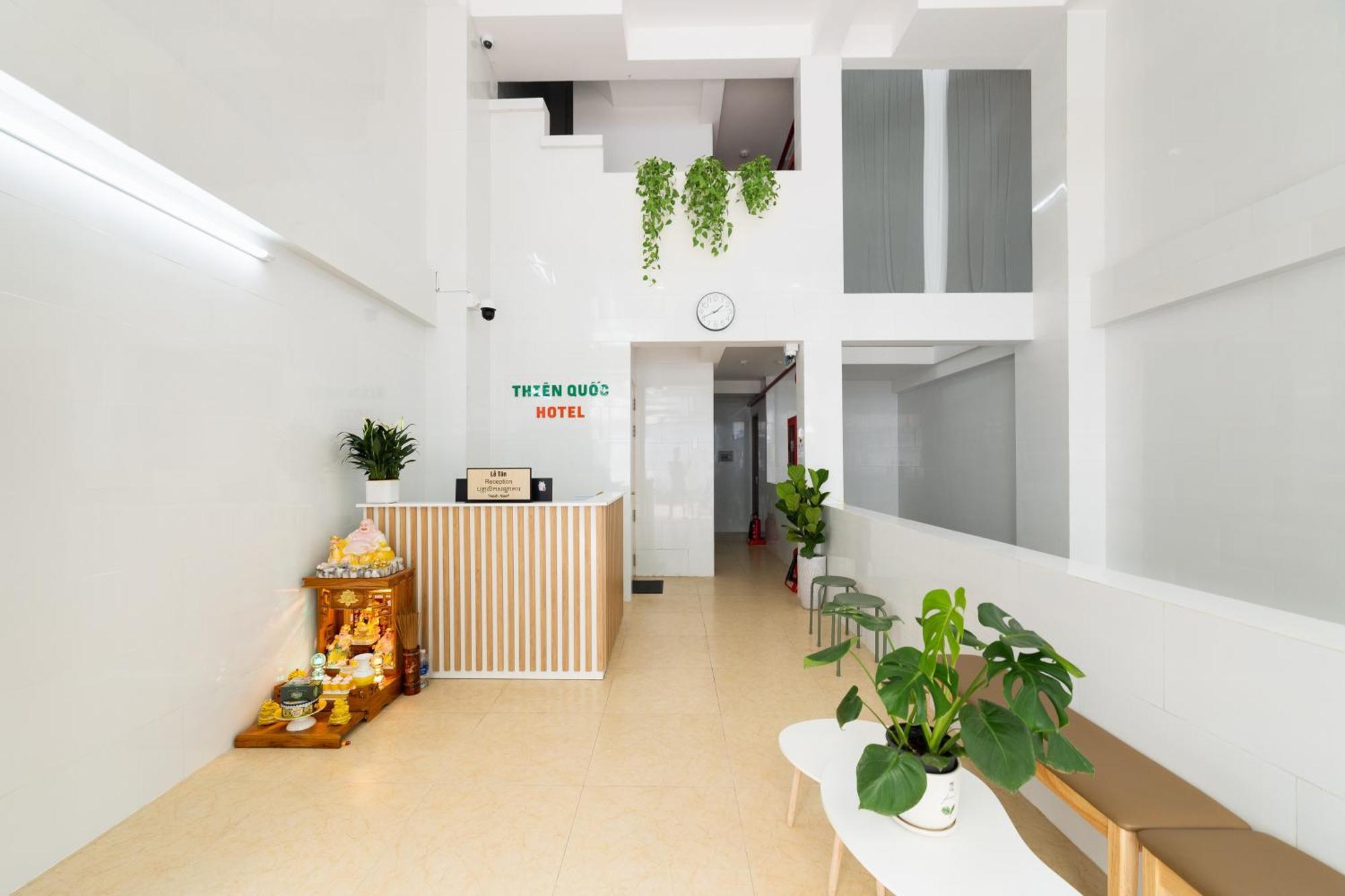 Thien Quoc Hotel Хошимин Екстериор снимка