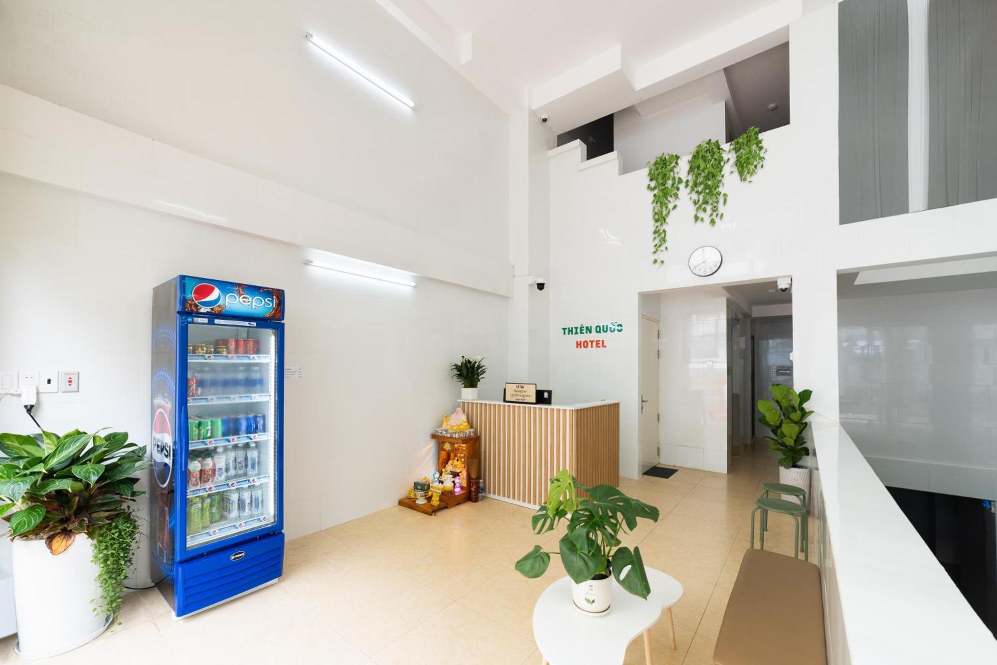 Thien Quoc Hotel Хошимин Екстериор снимка