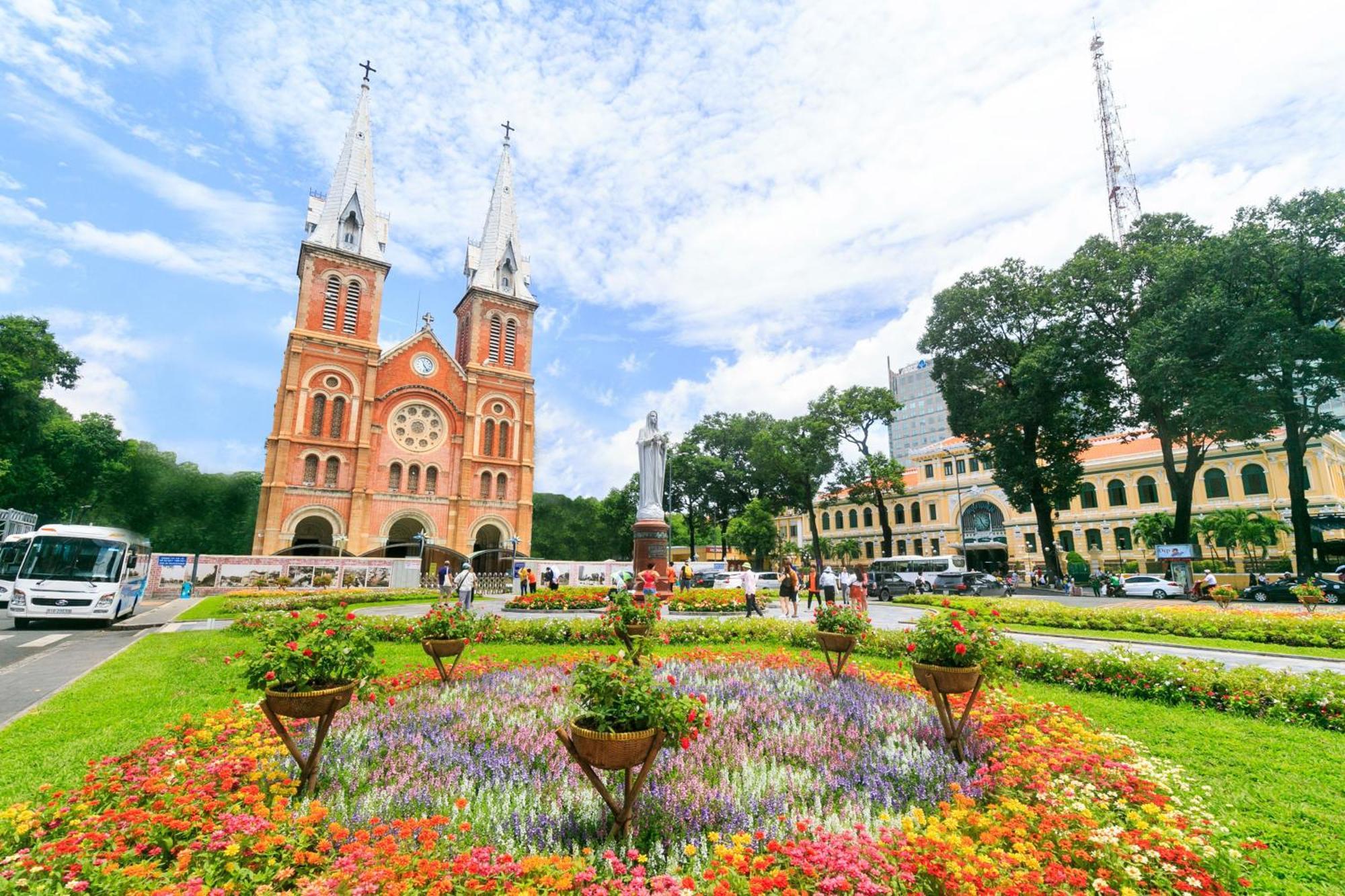 Thien Quoc Hotel Хошимин Екстериор снимка