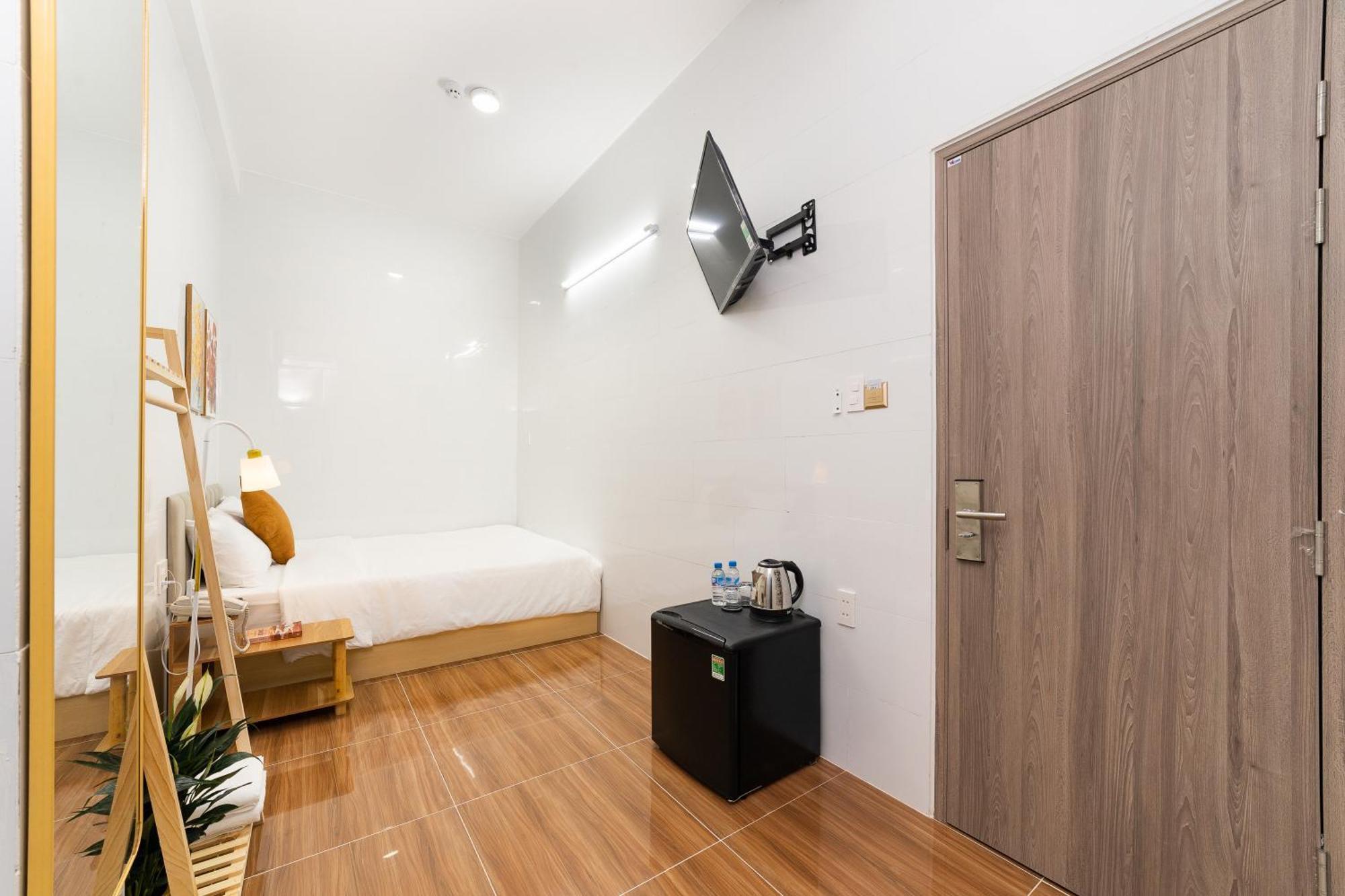 Thien Quoc Hotel Хошимин Екстериор снимка