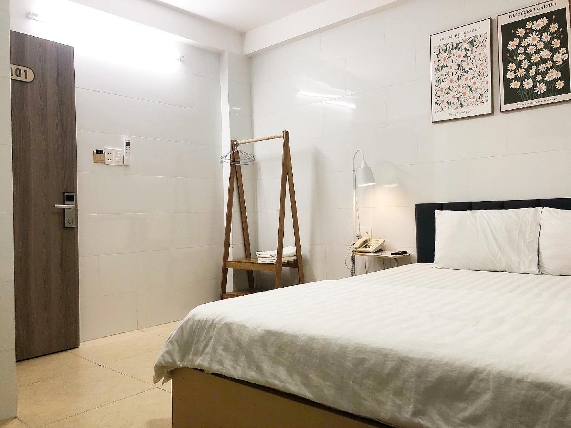 Thien Quoc Hotel Хошимин Екстериор снимка